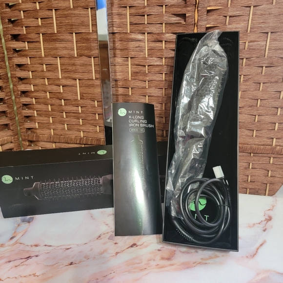Mint XL 1 1/3 Inch Curling Thermal Brush - Picture 5 of 9